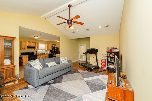 218 Dogwood Street, Waveland, MS 39576