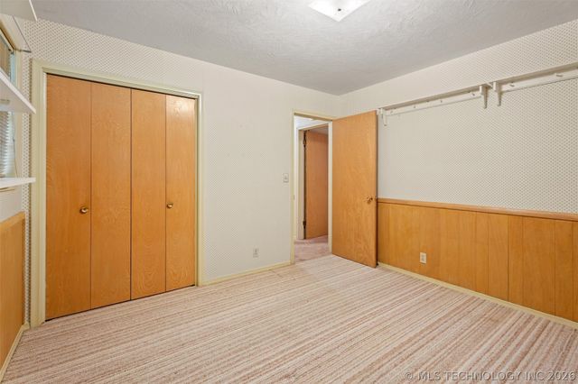 5423 Baylor Drive, Bartlesville, OK 74006