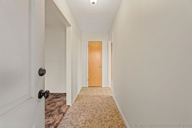 5423 Baylor Drive, Bartlesville, OK 74006