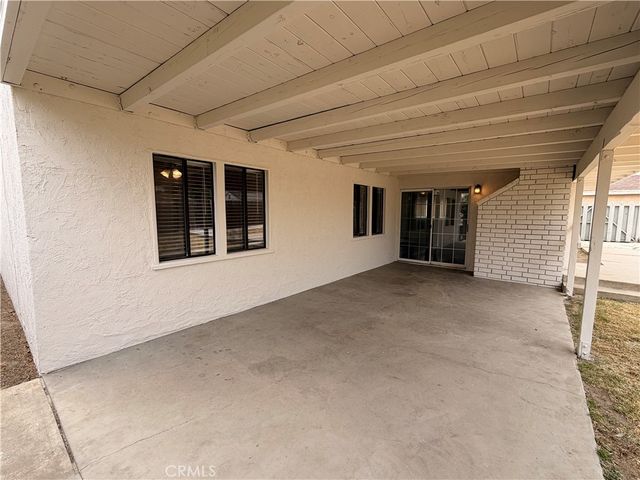 7943 Newcastle, Reseda, CA 91335