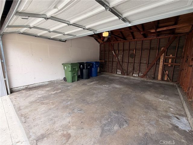 7943 Newcastle, Reseda, CA 91335