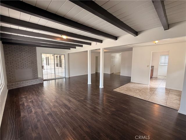 7943 Newcastle, Reseda, CA 91335