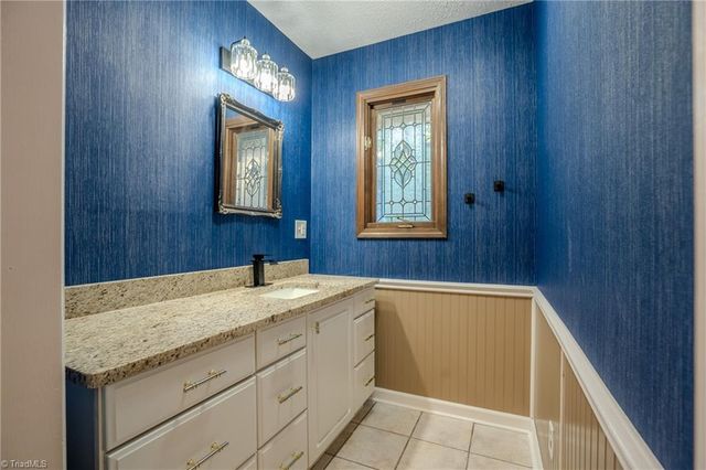 3962 Kimesville Road, Burlington, NC 27215