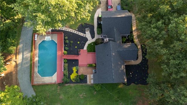3962 Kimesville Road, Burlington, NC 27215