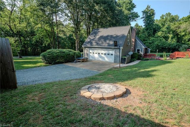 3962 Kimesville Road, Burlington, NC 27215
