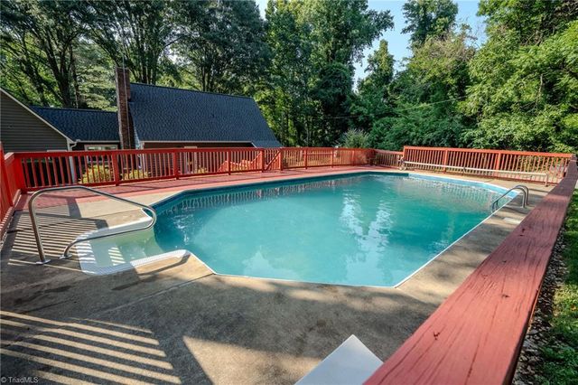 3962 Kimesville Road, Burlington, NC 27215