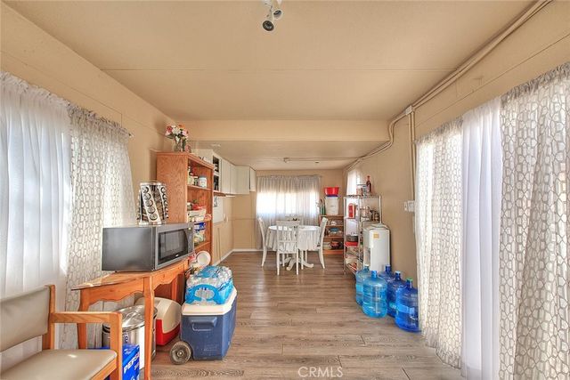 11525 Cactus Road, Phelan, CA 92371
