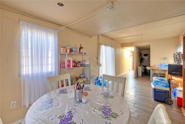 11525 Cactus Road, Phelan, CA 92371