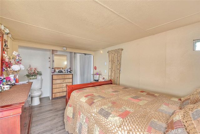 11525 Cactus Road, Phelan, CA 92371