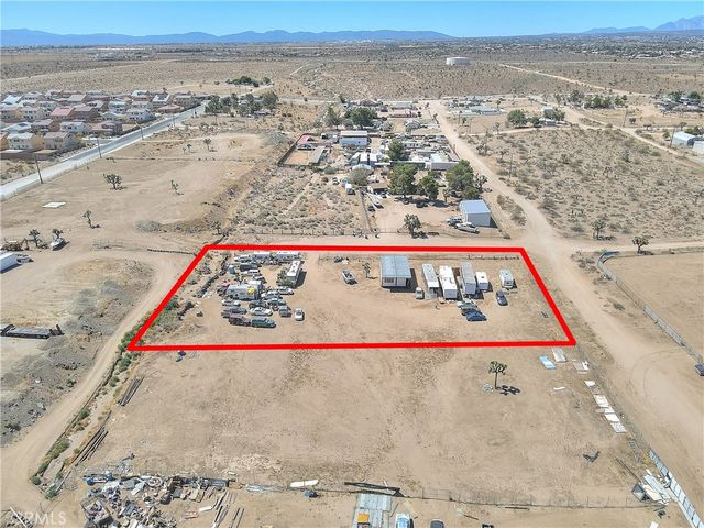 11525 Cactus Road, Phelan, CA 92371