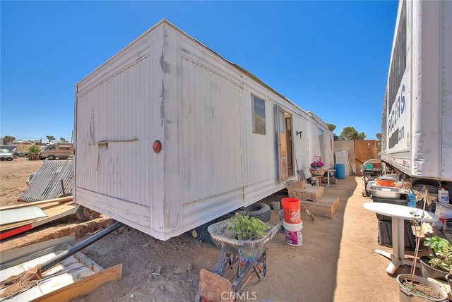 11525 Cactus Road, Phelan, CA 92371