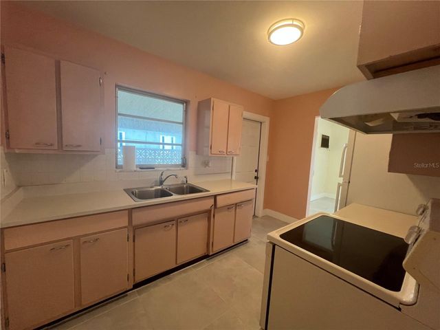 21923 BUXTON AVENUE, Port Charlotte, FL 33952