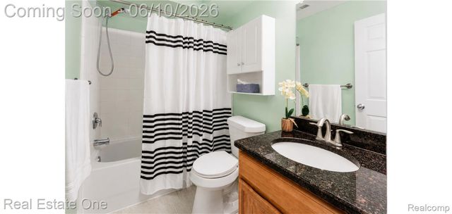 2635 Greenstone Boulevard 501, Auburn Hills, MI 48326