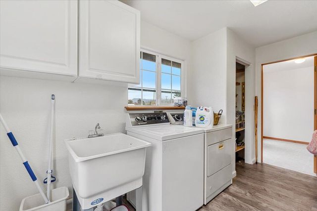 2150 Drake Hill Road, Fortuna, CA 95540