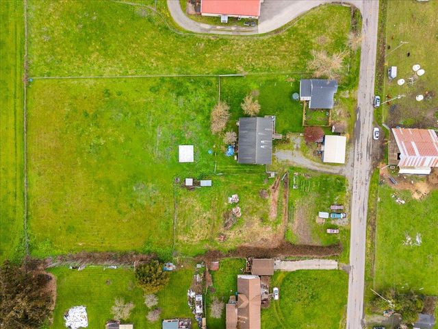 2150 Drake Hill Road, Fortuna, CA 95540