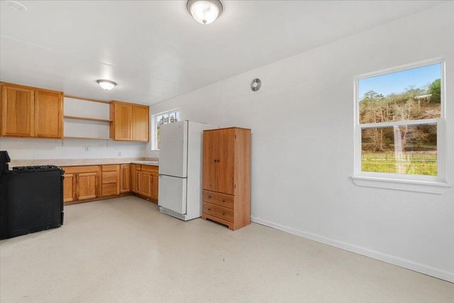 2150 Drake Hill Road, Fortuna, CA 95540