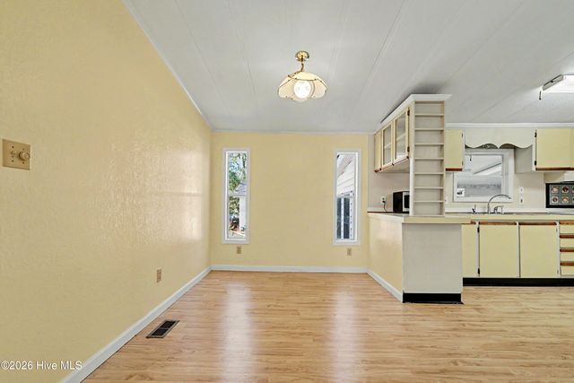 808 Wimberley Road, Southport, NC 28461