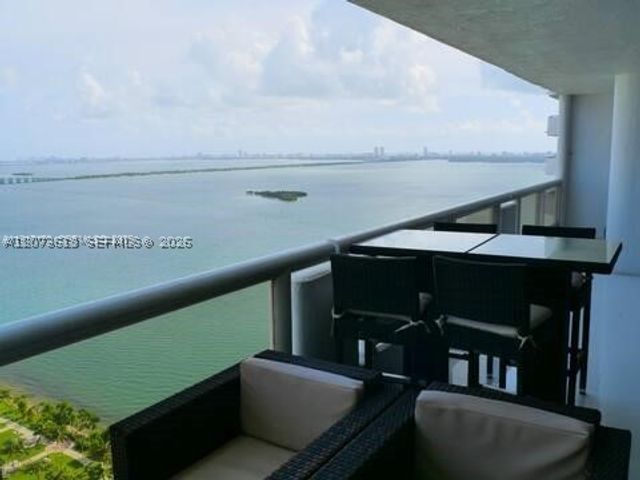 1717 N Bayshore Dr A-3847, Miami, FL 33132