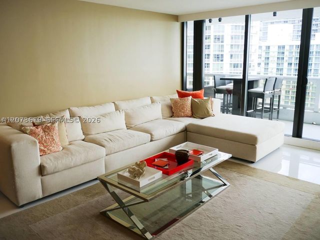 1717 N Bayshore Dr A-3847, Miami, FL 33132