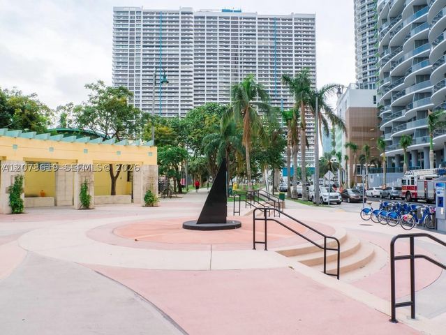 1717 N Bayshore Dr A-3847, Miami, FL 33132