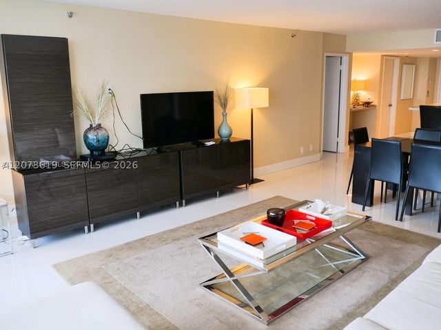 1717 N Bayshore Dr A-3847, Miami, FL 33132