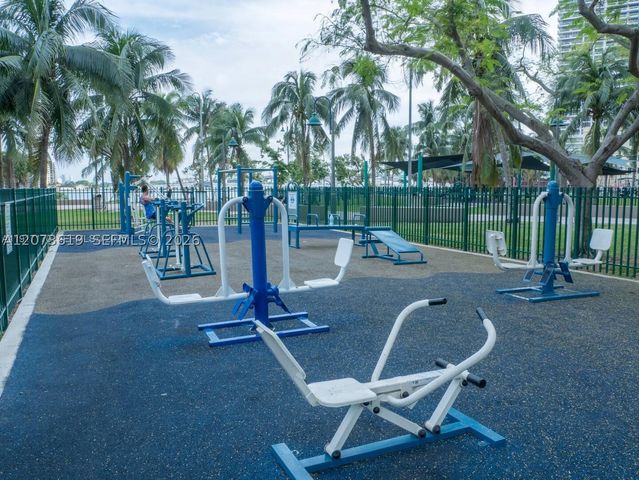 1717 N Bayshore Dr A-3847, Miami, FL 33132