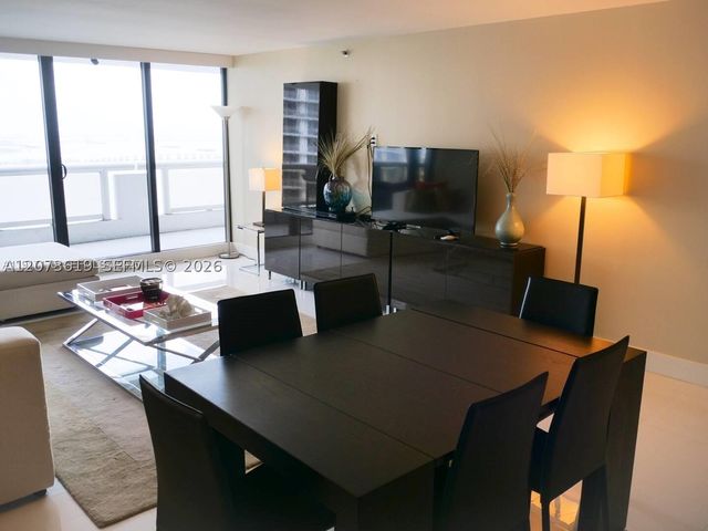 1717 N Bayshore Dr A-3847, Miami, FL 33132