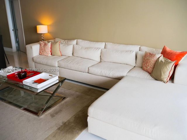1717 N Bayshore Dr A-3847, Miami, FL 33132