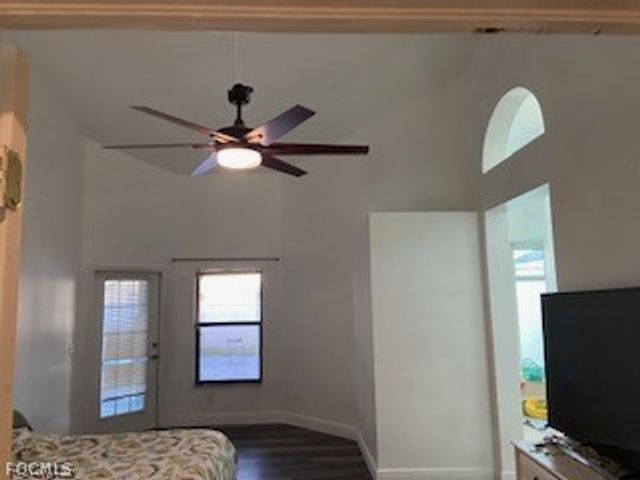 8860 Banyan Cove CIR, Fort Myers, FL 33919