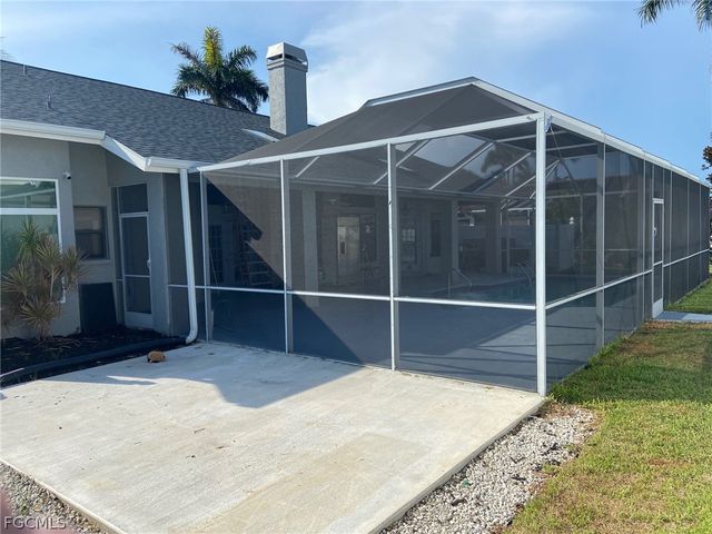 8860 Banyan Cove CIR, Fort Myers, FL 33919