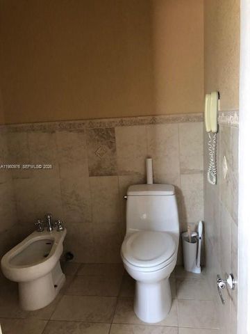 5273 NW 113th Ave, Doral, FL 33178