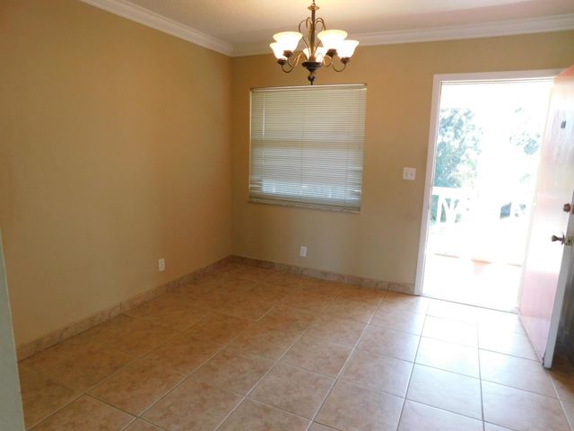 4770 NW 10 Court NW 306, Plantation, FL 33313