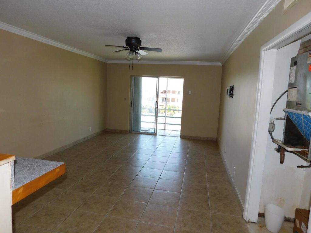 4770 NW 10 Court NW 306, Plantation, FL 33313