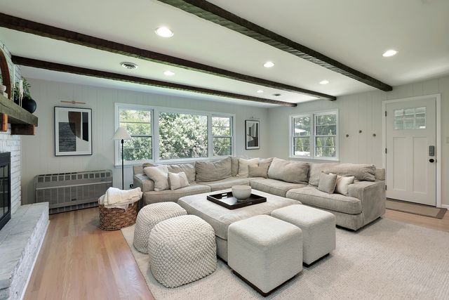 1938 Lincoln Avenue, Northbrook, IL 60062