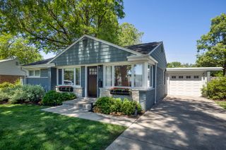 1938 Lincoln Avenue, Northbrook, IL 60062