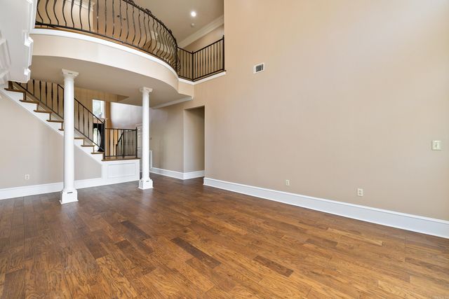 101 Noyant Drive, Little Rock, AR 72223