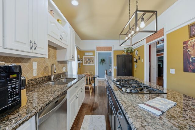 1015 Singing Springs Rd, Mount Juliet, TN 37122