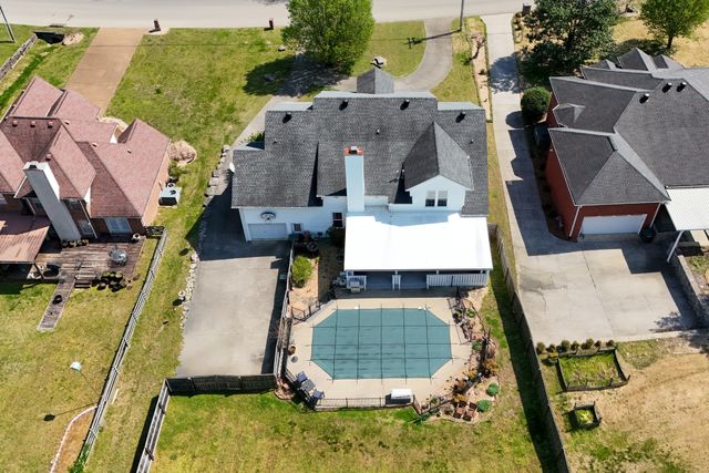 1015 Singing Springs Rd, Mount Juliet, TN 37122