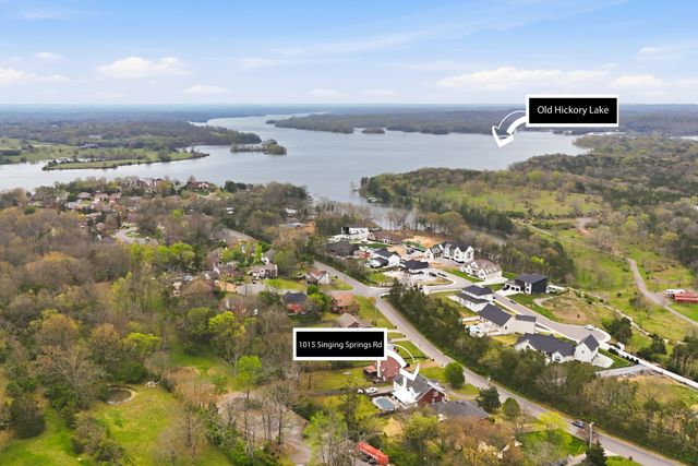 1015 Singing Springs Rd, Mount Juliet, TN 37122
