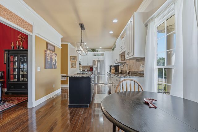 1015 Singing Springs Rd, Mount Juliet, TN 37122