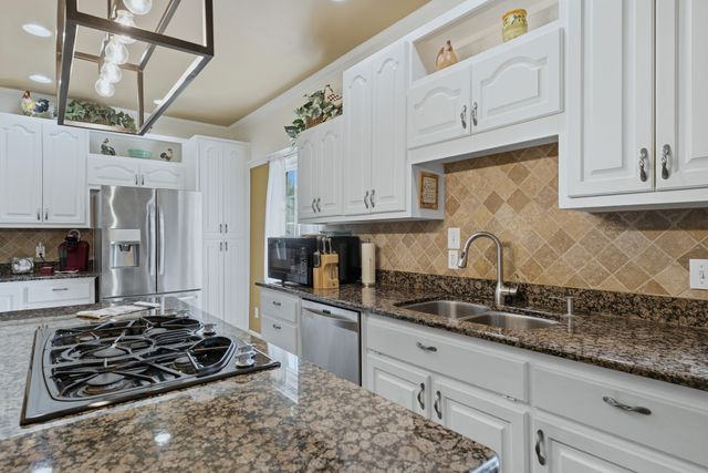 1015 Singing Springs Rd, Mount Juliet, TN 37122