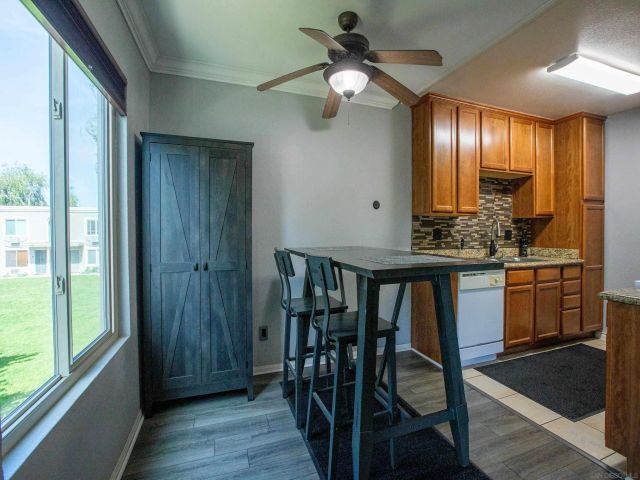 1240 N Broadway Unit 30, Escondido, CA 92026