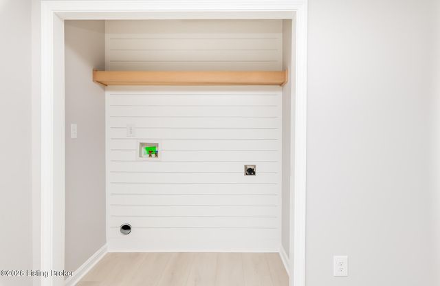 222 Mud Hen Dr, Shepherdsville, KY 40165