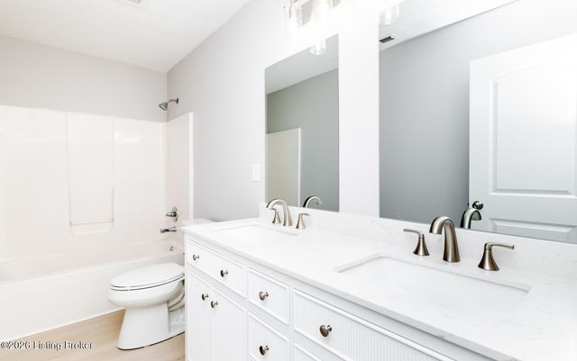 222 Mud Hen Dr, Shepherdsville, KY 40165