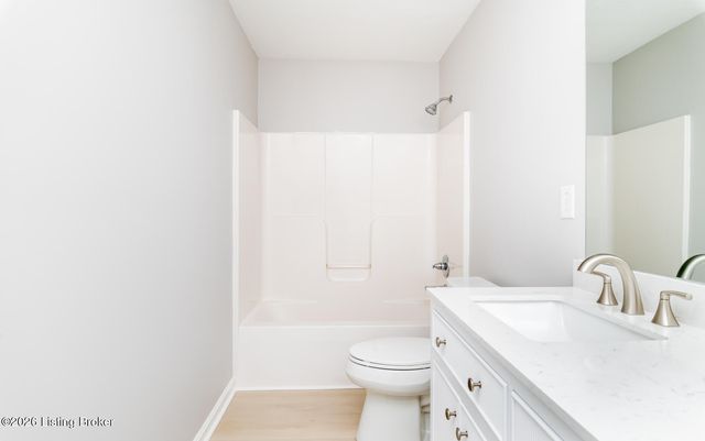 222 Mud Hen Dr, Shepherdsville, KY 40165