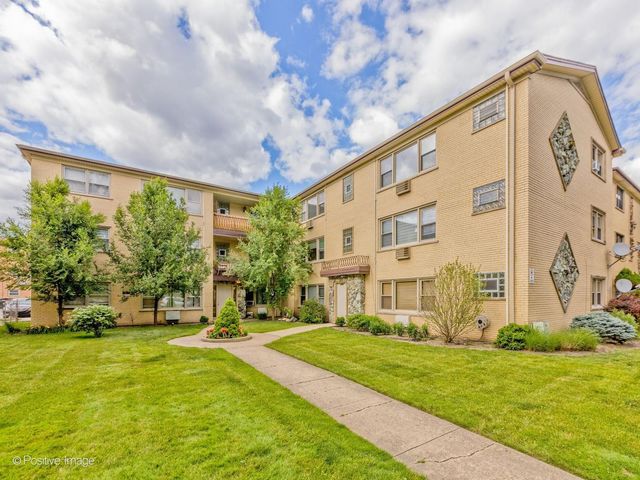 8544 W Rascher Avenue 3W, Chicago, IL 60656