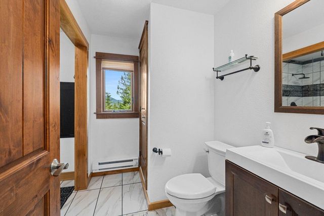 16027 N Koth Rd, Newman Lake, WA 99205