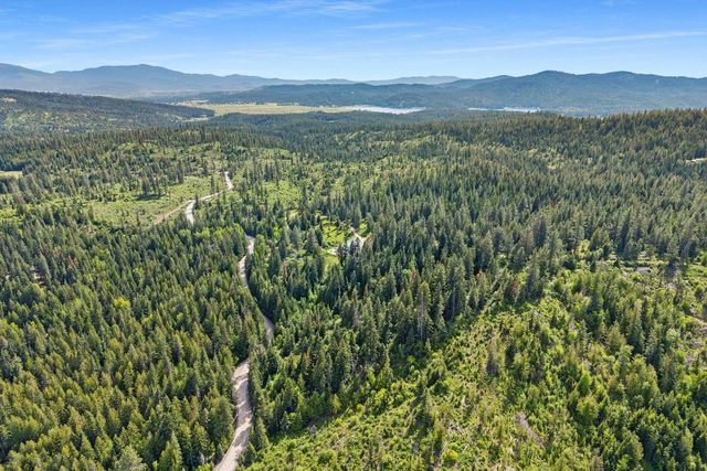 16027 N Koth Rd, Newman Lake, WA 99205