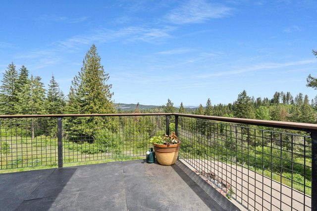 16027 N Koth Rd, Newman Lake, WA 99205