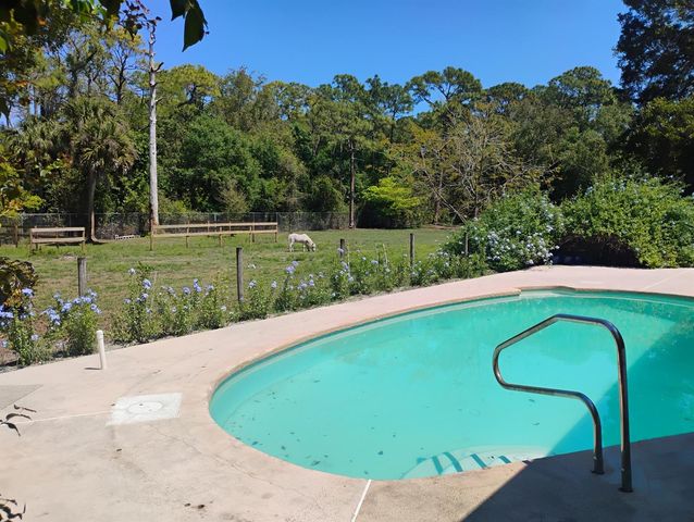 15531 42nd Road N, Loxahatchee Groves, FL 33470
